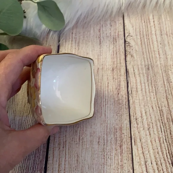 Royal Winton vintage small floral dish - Picture 4 of 9